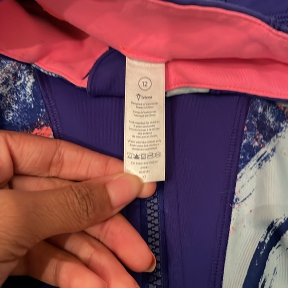 ✨CLEARANCE✨ Ivivia (by lululemon) Define Jacket - Picture 2 of 5